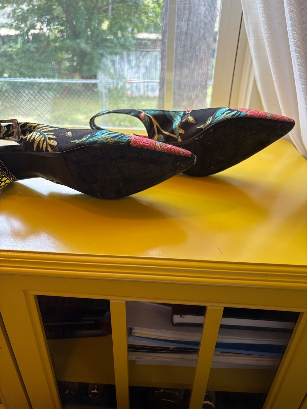 J.Renee Pink Floral Pointed Slingback Pumps - Picture 2 of 4
